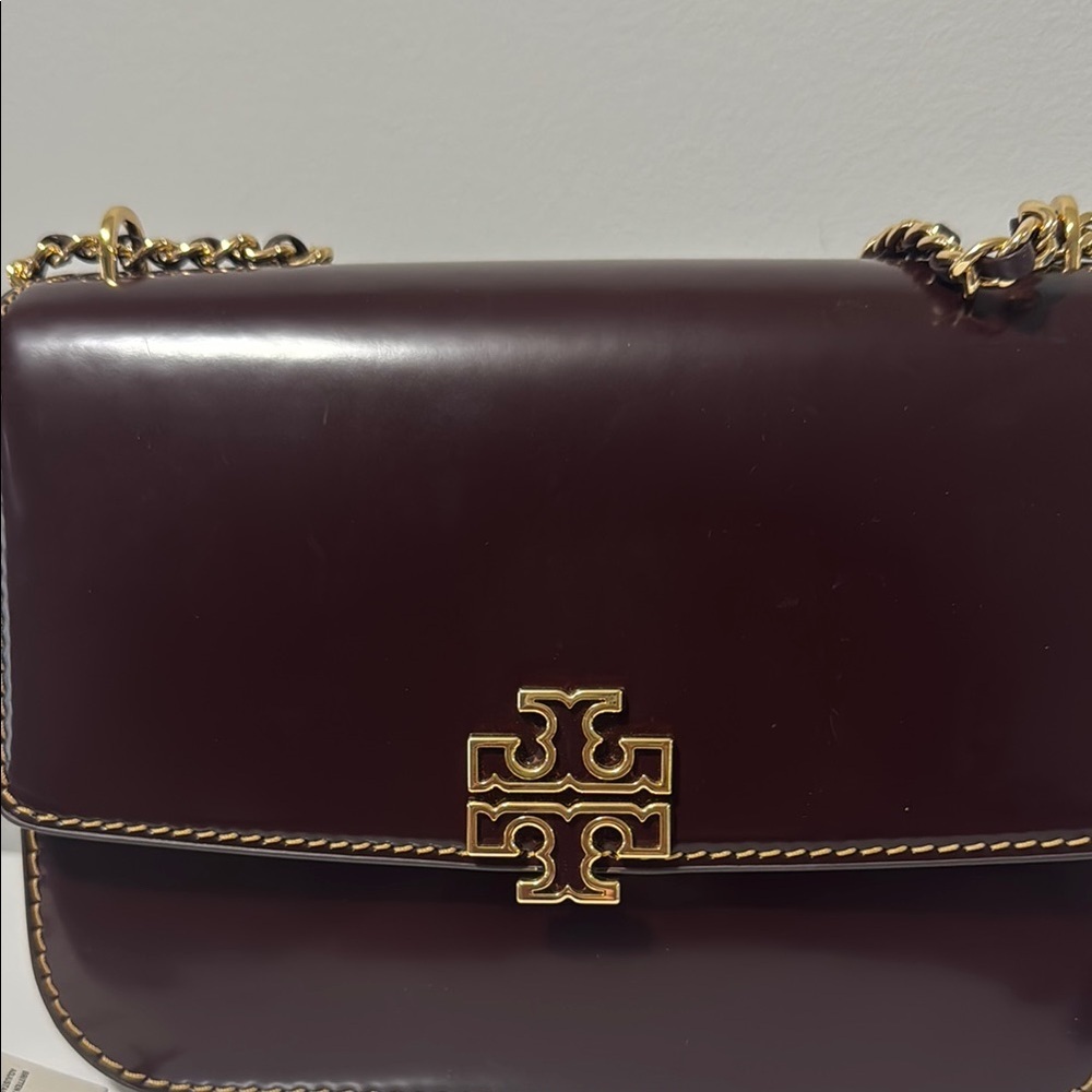 Tory Burch Brown Shoulder Bag with Gold Hardware - Picture 2 of 9